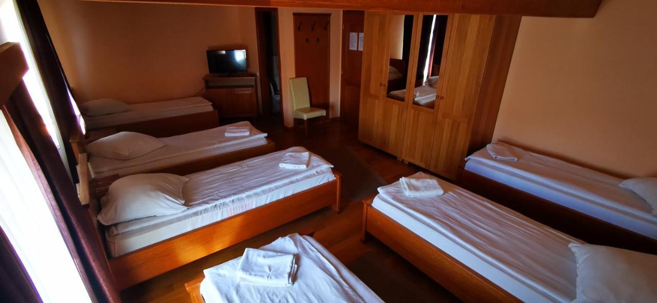 Rakoczi Center Bed & Breakfast Odorheiu Secuiesc Exterior photo