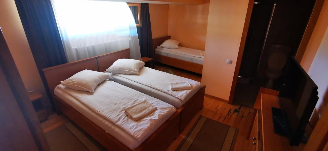 Rakoczi Center Bed & Breakfast Odorheiu Secuiesc Exterior photo